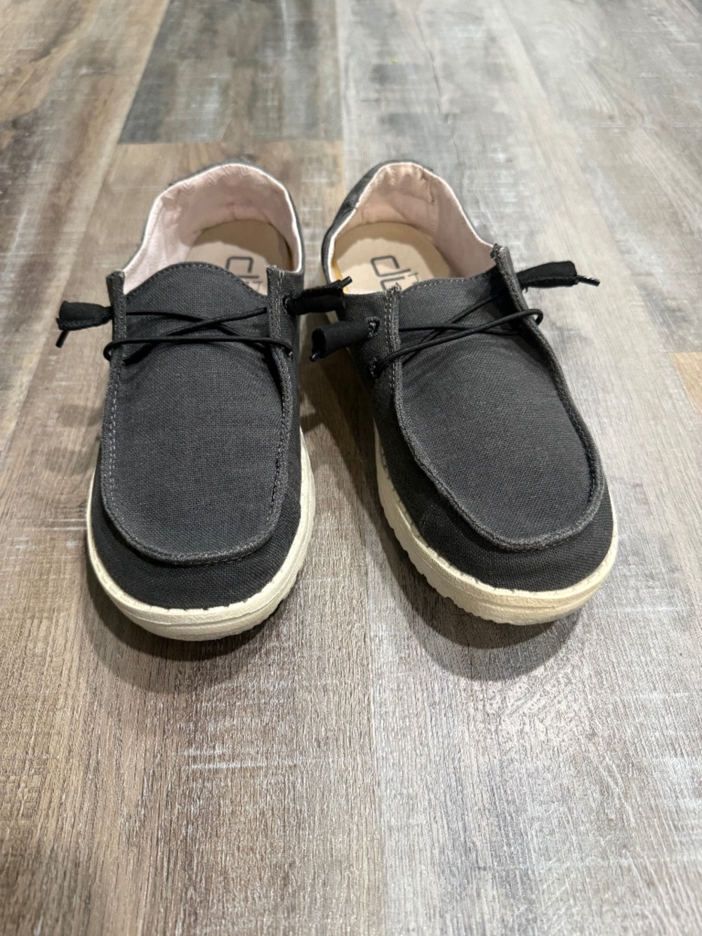 Hey Dude Wendy Chambray Shoes size 7